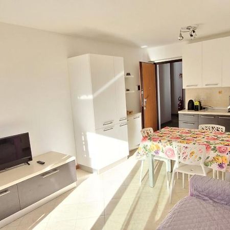 Bilocale Con Giardino Piano Terra Centro Paese Ideale Per Passeggiate 크레메노 외부 사진